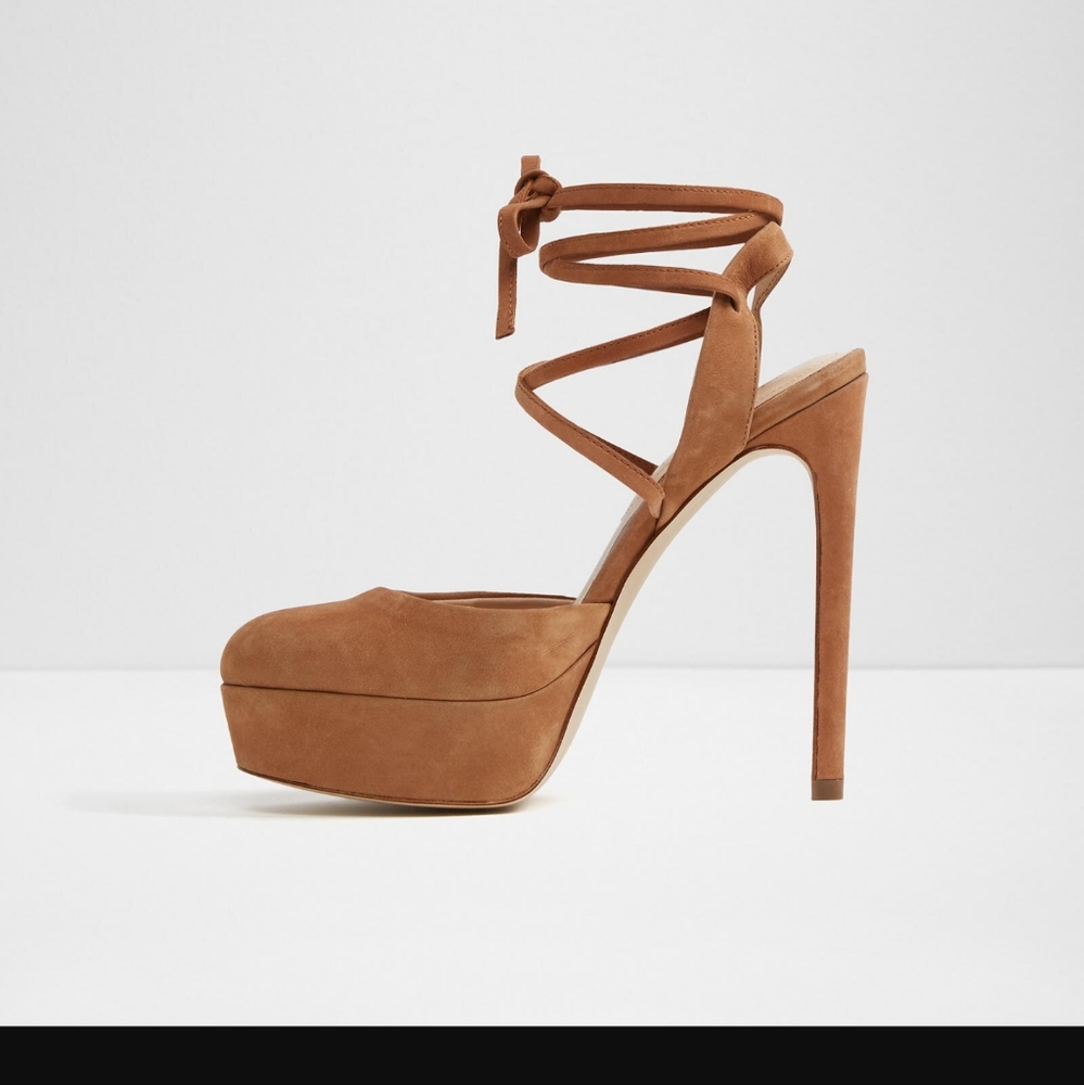 NEW ALDO Lucielle tan platform heals